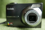 Kodak Easyshare C613 Compact Digital Camera +  SD CARD runs on AA batteries, WORKS WELL