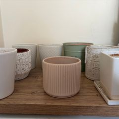Collection of 8 Flower pots