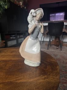 Nao Lladro