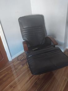 Massage reclining chair ideal for back and neck ma