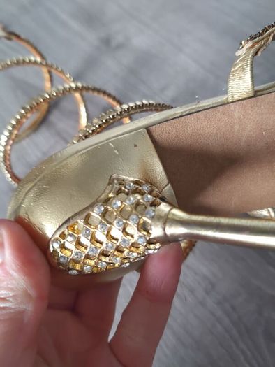 gold snake heels size 2-2,5 worn twice