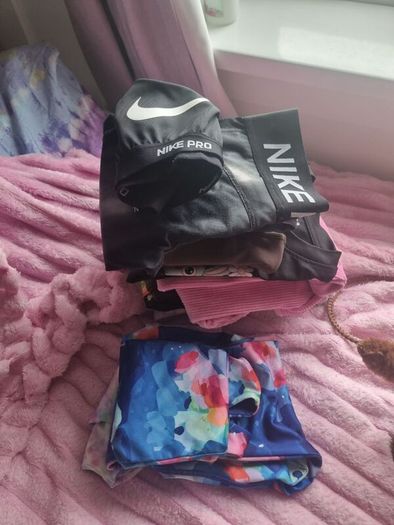 girls clothes age 7-8 / 9-10