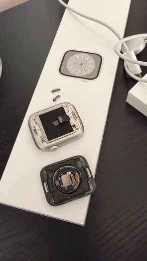Apple Watch 8 series for parts or fix