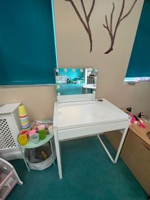 dressing table with mirror