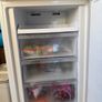 Fridge and freezer Image 6