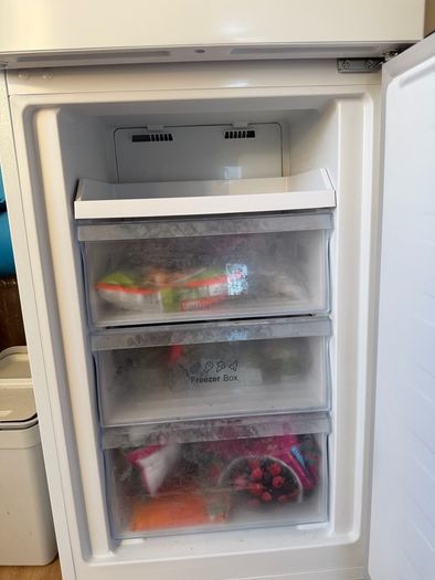 Fridge and freezer