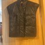 unisex leather sleeveless coat Image 7