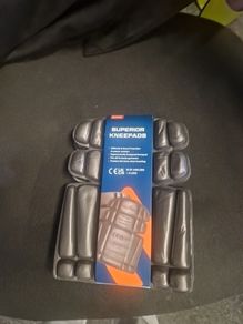 knee pads