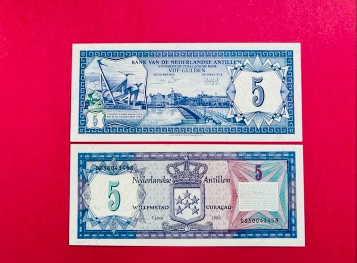 Netherlands Antilles 5 Gulden 1984 Pick 15b  ( Uncirculated )