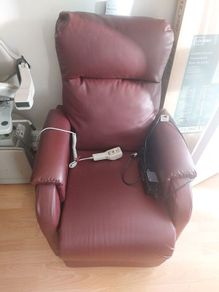 Pride Rise and Recline Chair