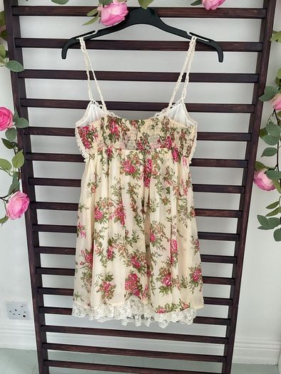 dress Bnwot cream floral mini dress size medium Christina V brand