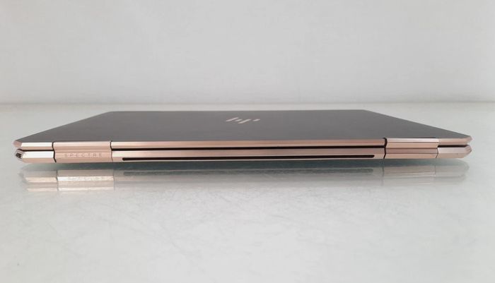 HP Spectre X360 Touchsreen 13-Ap0010na 13.3" Laptop i7 16GB 512GB NVME SSD Windows 11 Pro