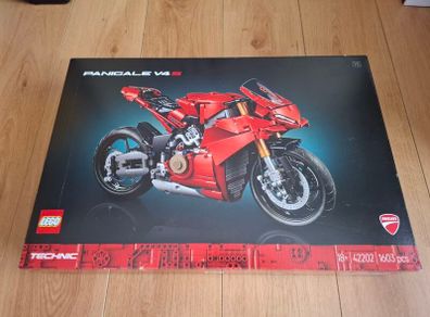LEGO Technic 42202 Ducati Panigale V4 S