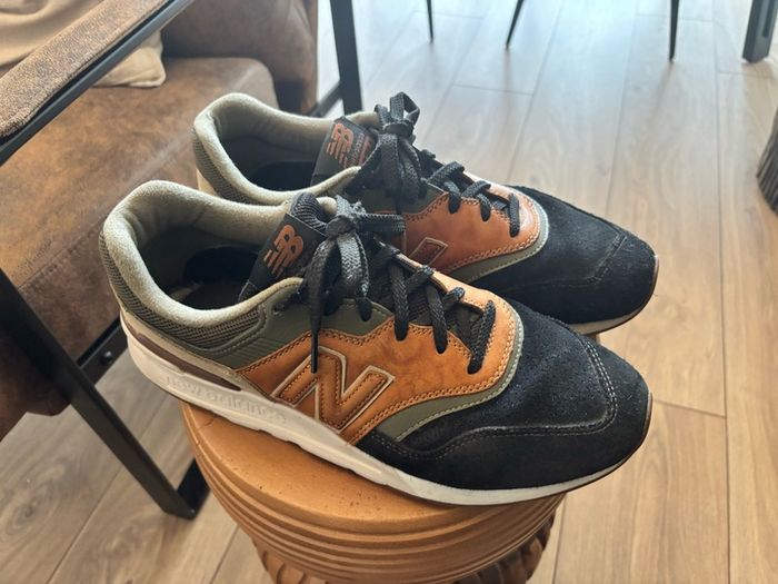 New Balance - 997H - Size 9