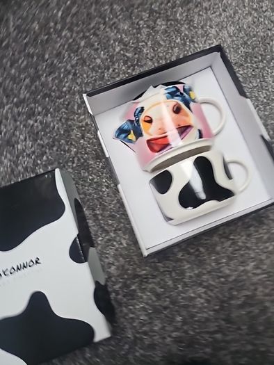 tea pot and cup