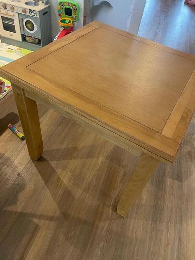 Solid Oak Extending Dining Table