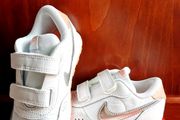 Girl's NIKE runners NEW size UK 9.5 and UK 10