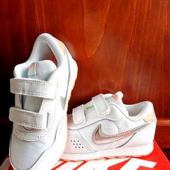 Girl's NIKE runners NEW size UK 9.5 and UK 10