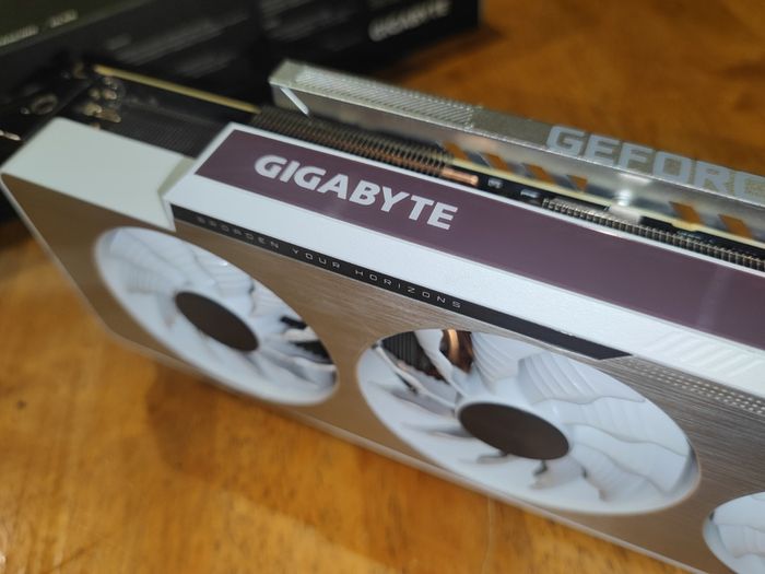 Gigabyte GeForce RTX 3080 VISION OC 10G Graphic Card - price incl. shipping
