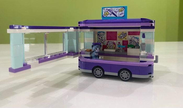 LEGO Friends Emma's Art Stand, Set 41332