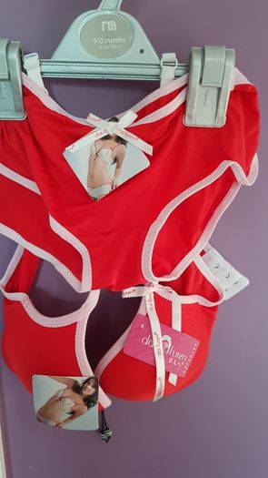Red lingerie set new Size 32 a small