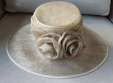 Hattitude beige hat