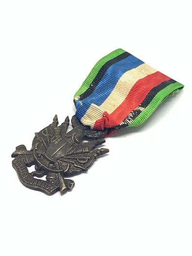 Antique Franco Prussian war veterans medal