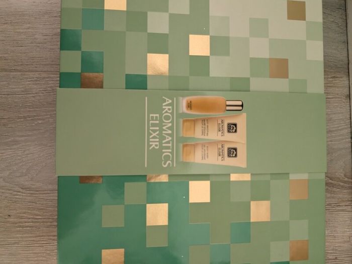 Clinique Elixir Set Brand New
