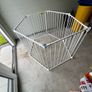 Adjustable playpen Image 2