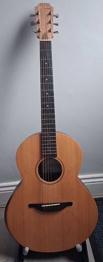 Guitar Lowden