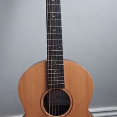 Guitar Lowden