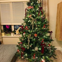 7ft Christmas tree