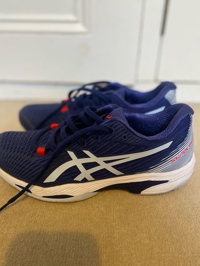 Ladies Asics All Court Tennis Shoes Like New - Size UK 6/ EU 39.5