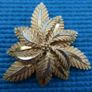 Vintage Modernist Mid Century Gold Tone Abstract Star Brooch Image 3