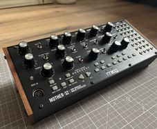Moog Mother 32 - Semi Modular Analogue Synth