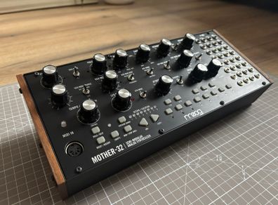 Moog Mother 32 - Semi Modular Analogue Synth