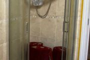 Quadrant Double door shower