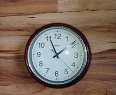 Retro wall clock