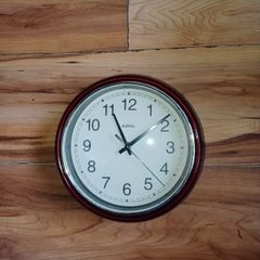 Retro wall clock