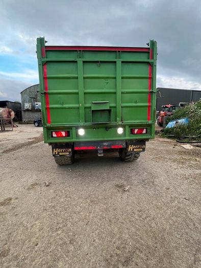 Herron 18 ton grain Trailer