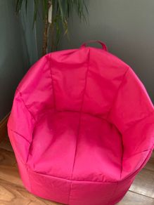SNUG Kids pink beanbag