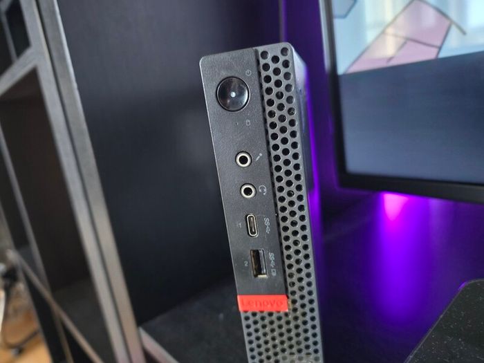 Lenovo ThinkCentre M920q, Intel i5 9600T CPU, 8GB of Ram, 256GB SSD, Win 11 Pro
