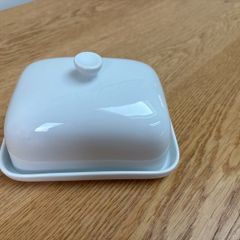 Butter dish