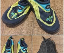Boy's Water Shoes. Size Junior 10