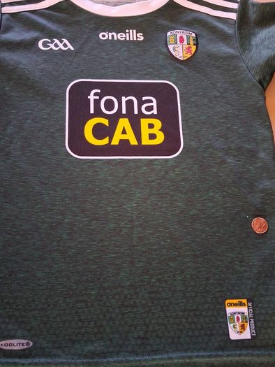 Antrim Jersey.  Official Oneills Antrim GAA Away Jersey.  Youth Boys Girls Age 9 To 10 Years. Collect In Dublin Or Receive Via Post.