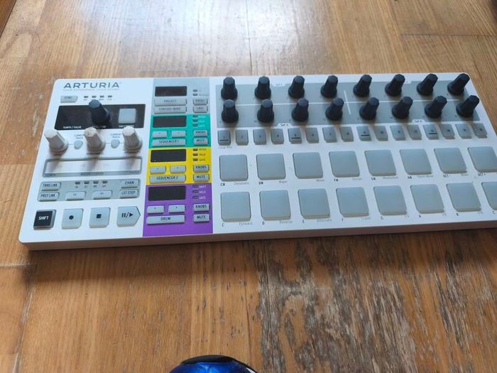Arturia Beatstep Pro