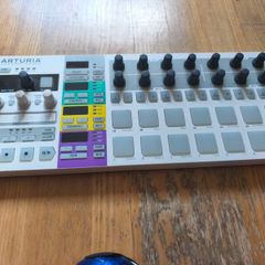 Arturia Beatstep Pro