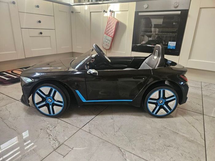 electric car