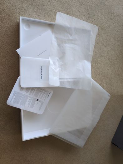Box Only 2026 Macbook Neo 256GB Apple