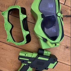 Headset and gun